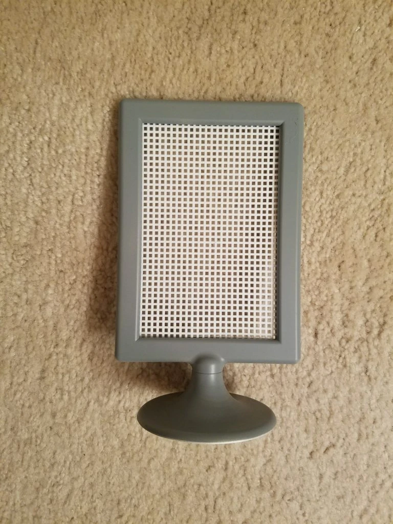 Mini Earring Holder