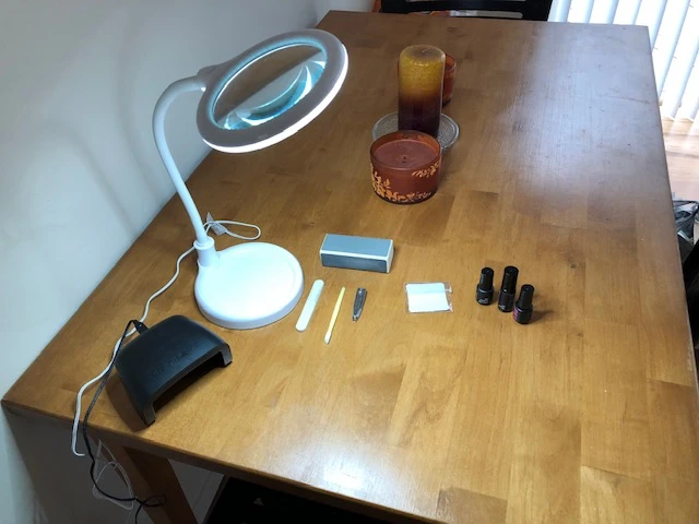 Brightech Magnifying Lamp